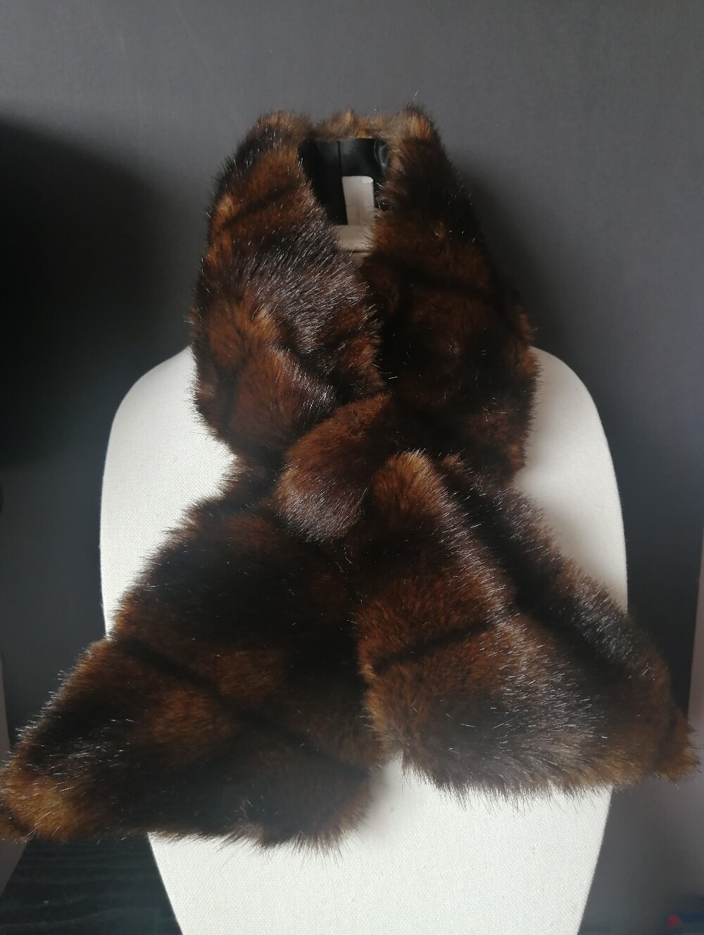 🇨🇦 Vintage Y2K Teresa Findlay Brown Faux Fur Collar Muffler Scarf Neck Wrap